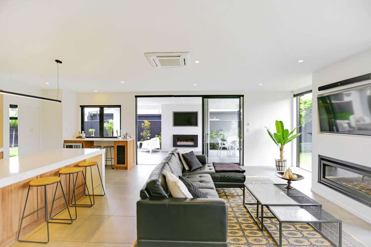 47 Grayshott Avenue Casebrook_2