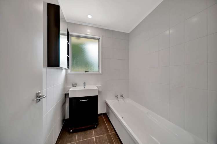 7 Erica Road Sunnynook_20