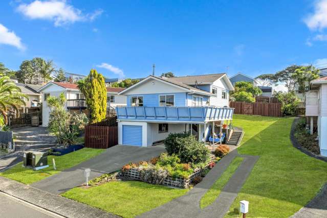12 Celeste Place Totara Vale_3