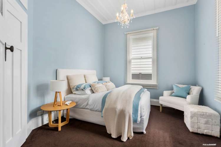 27 Rocklands Avenue Mount Eden_19