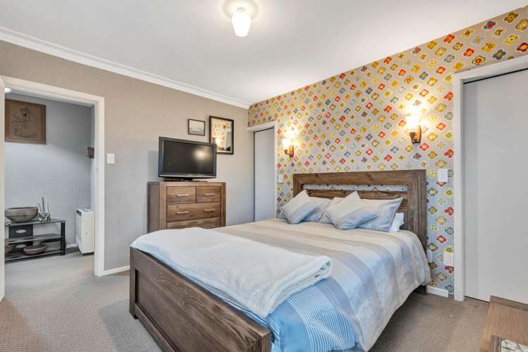 22 Brecon Road Stratford_10