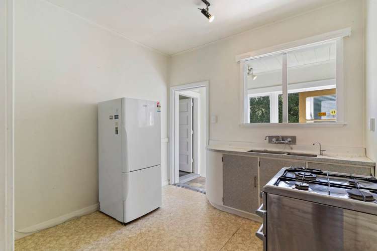 57 Smale Street Point Chevalier_13