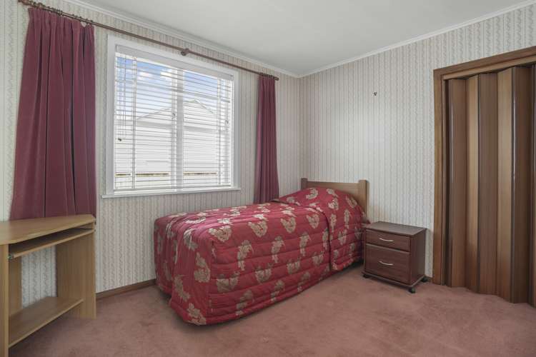 52 Dover Road Wainuiomata_10