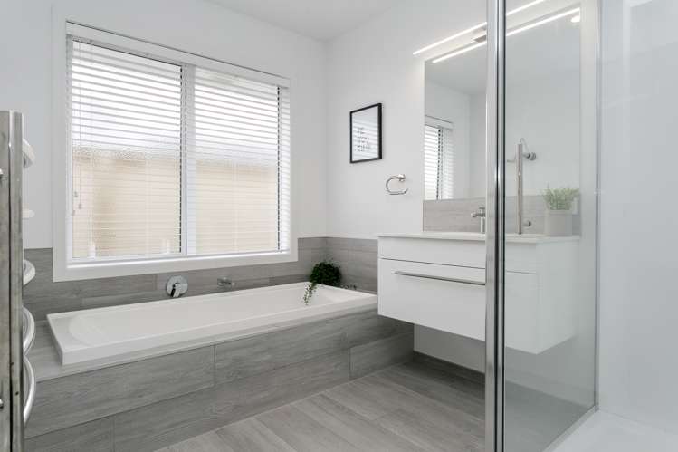 4 Huka Heights Drive Rangatira Park_20