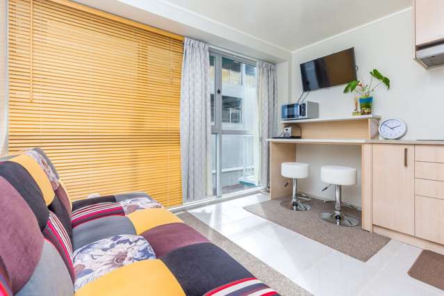 6J/189 Hobson Street 10015_1