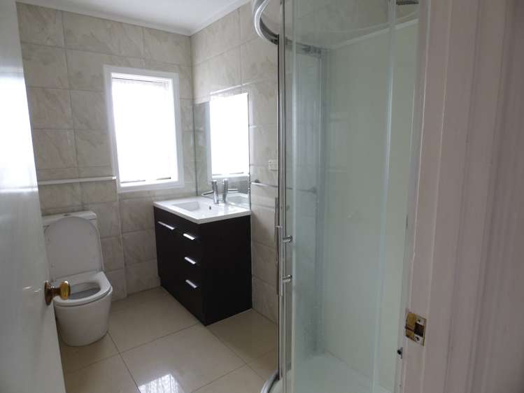 49 West Coast Road Glen Eden_8