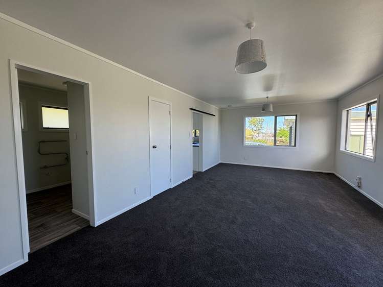 8 Chetwode Grove Newlands_5