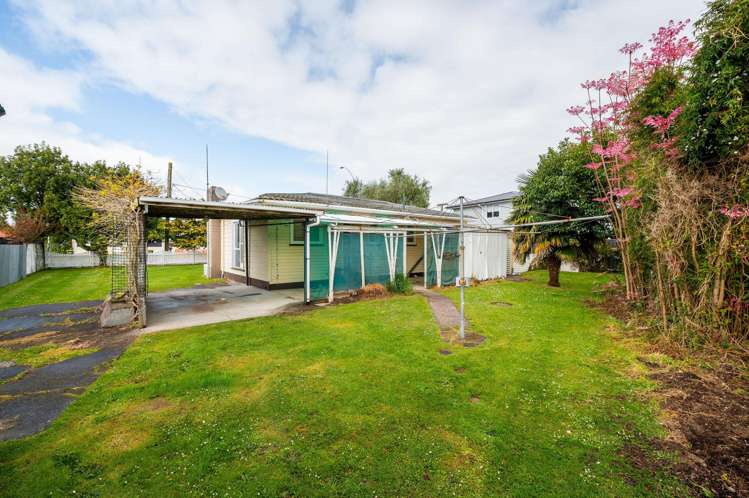 209 Clyde Street Hamilton East_19