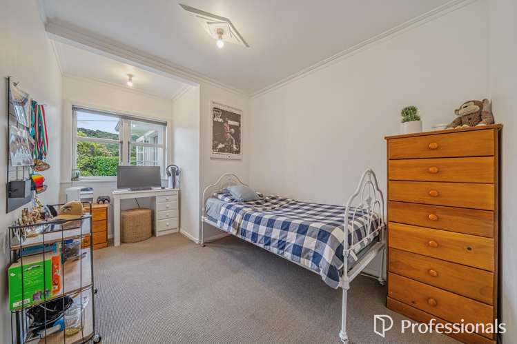 63 Main Road Wainuiomata_11