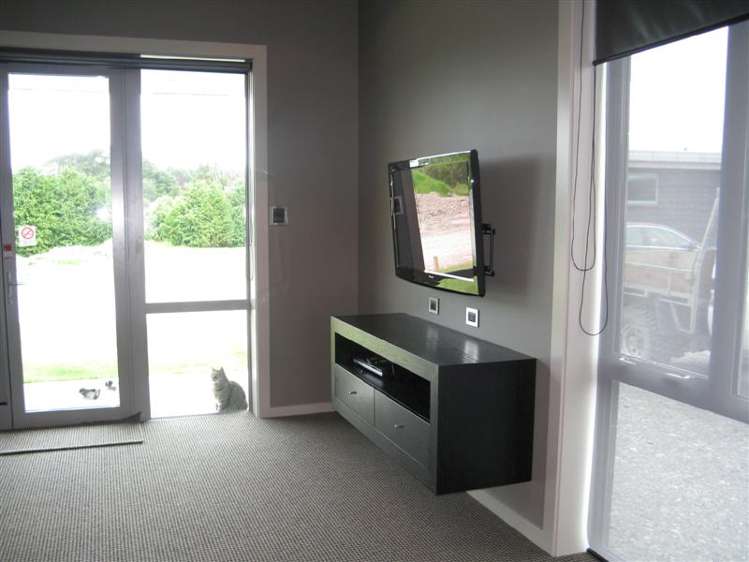 2/125 Rutherglen Road, Paroa 10446_5