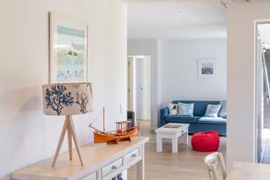 44 Longreach Drive_2