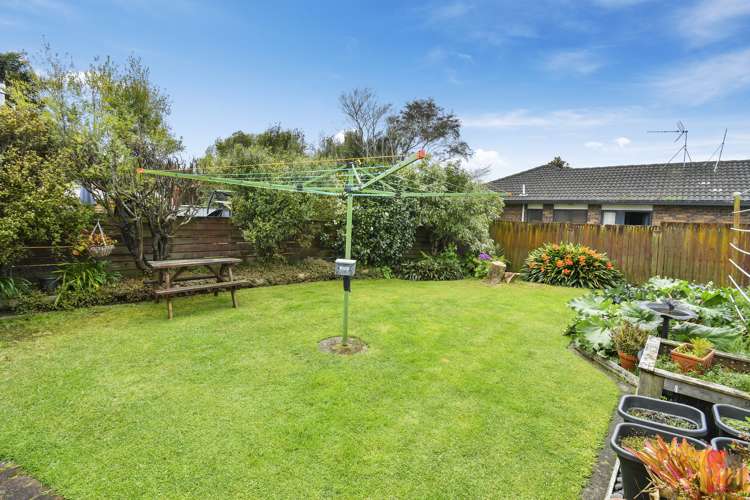 7 Oakmont Place Wattle Downs_12