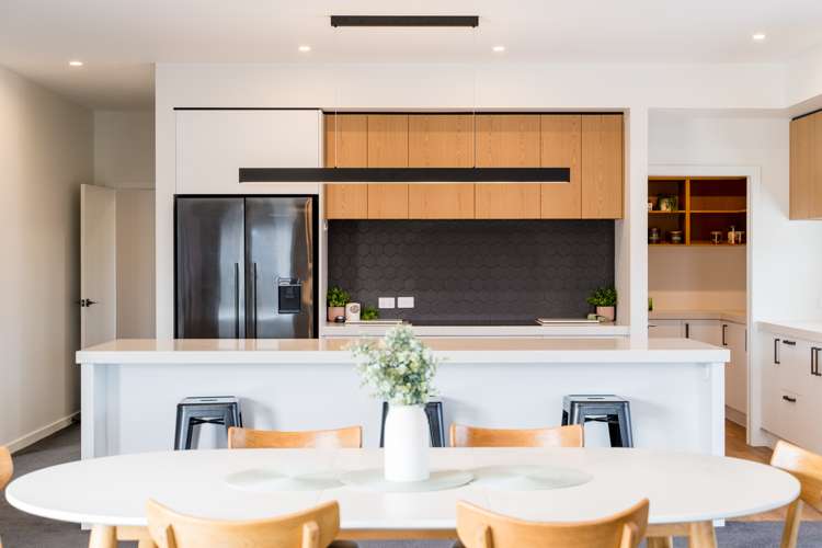 53 Heathfield Drive Mosgiel_9