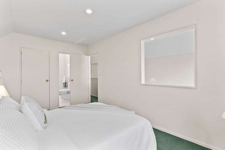 4/1010 Colombo Street Saint Albans_16