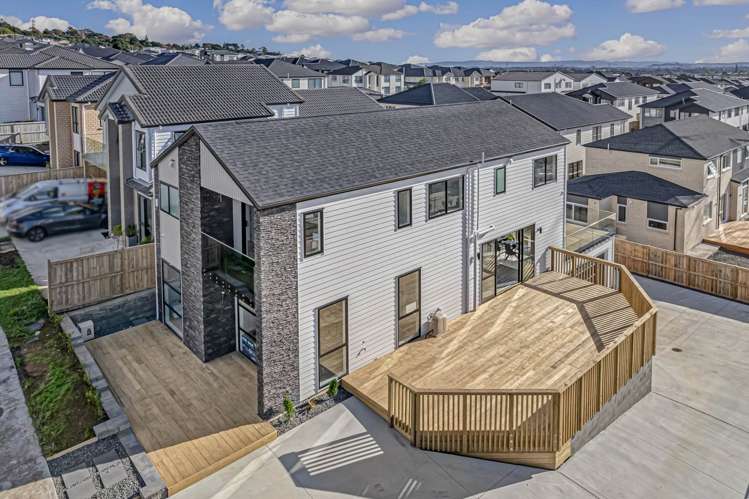 22 Tannaghmore Drive Flat Bush_35