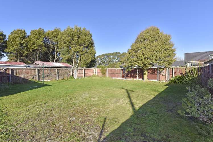 172 Shortland Street Aranui_19