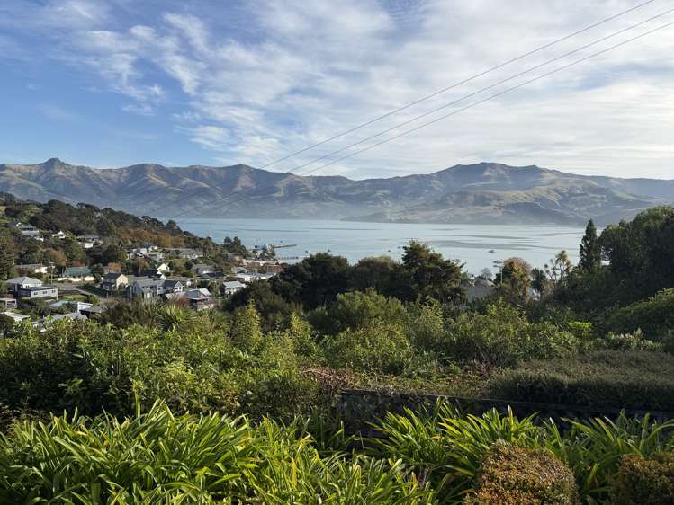 2 Settlers Hill Akaroa_21