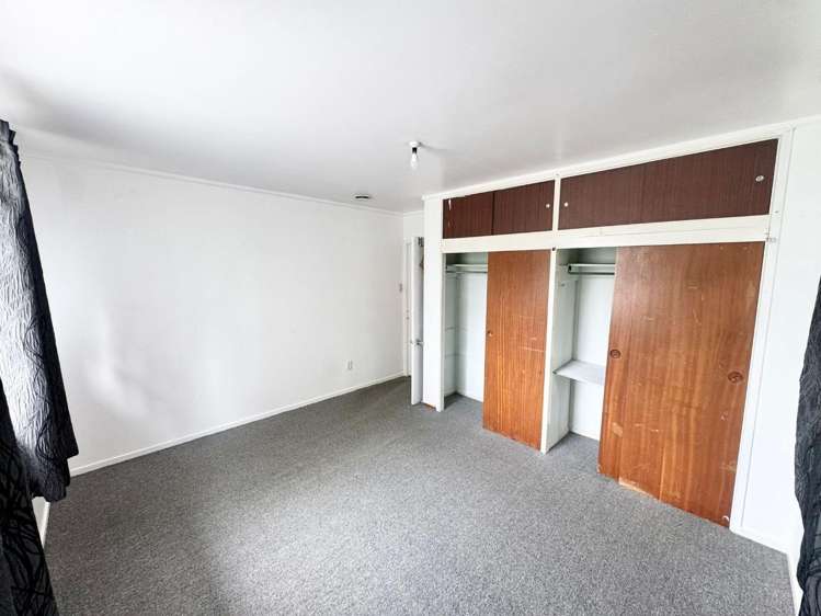 52 Roick Parade Glen Eden_2