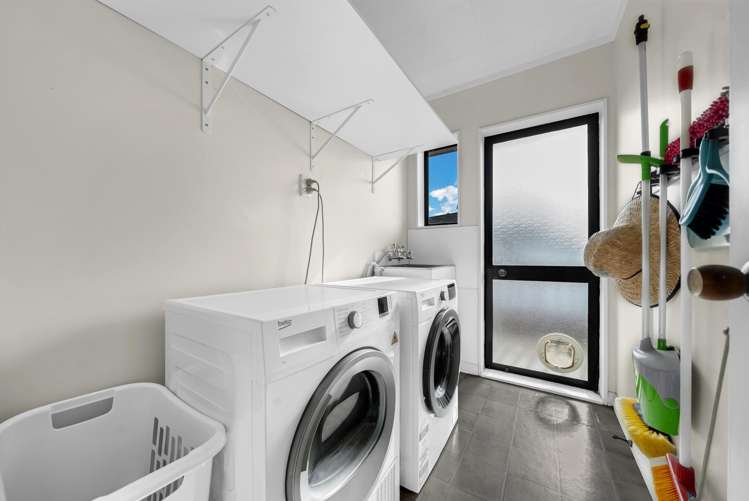 44A Edgewater Parade Waiuku_15