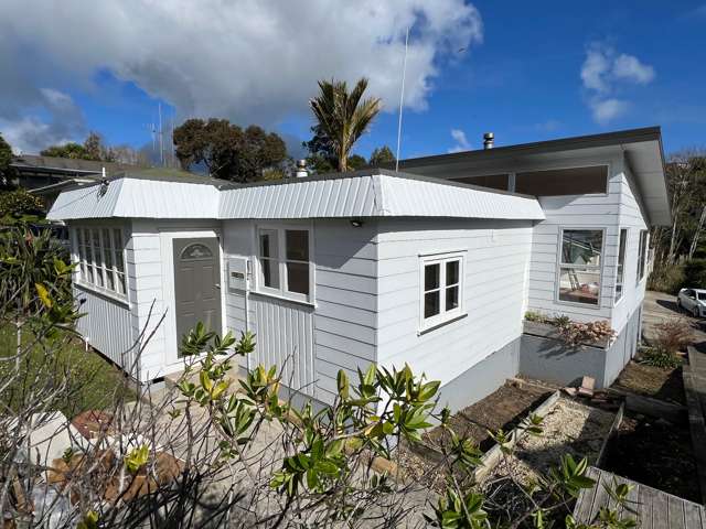 36 Lorenzen Bay Road Raglan_2