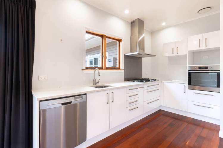 30 Towai Street Saint Heliers_11