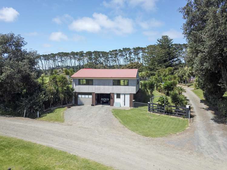 476 Rehutai Road Baylys Beach_15