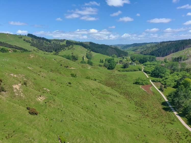 370 Matatara Road Parikino_13