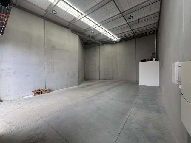 4/74 Westpoint Drive Hobsonville_3