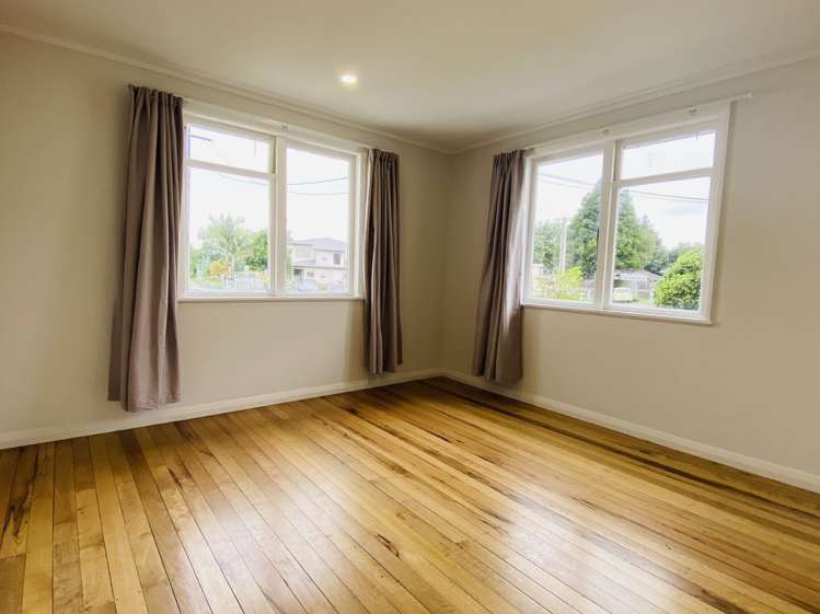 42 Caen Road Panmure_8