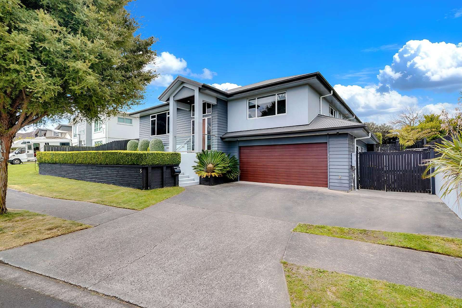 5 Bishopsworth Way Huntington_0
