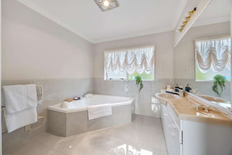 16 Tornado Place West Harbour_14