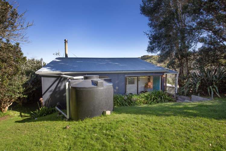 6569 Pouto Road Pouto_17