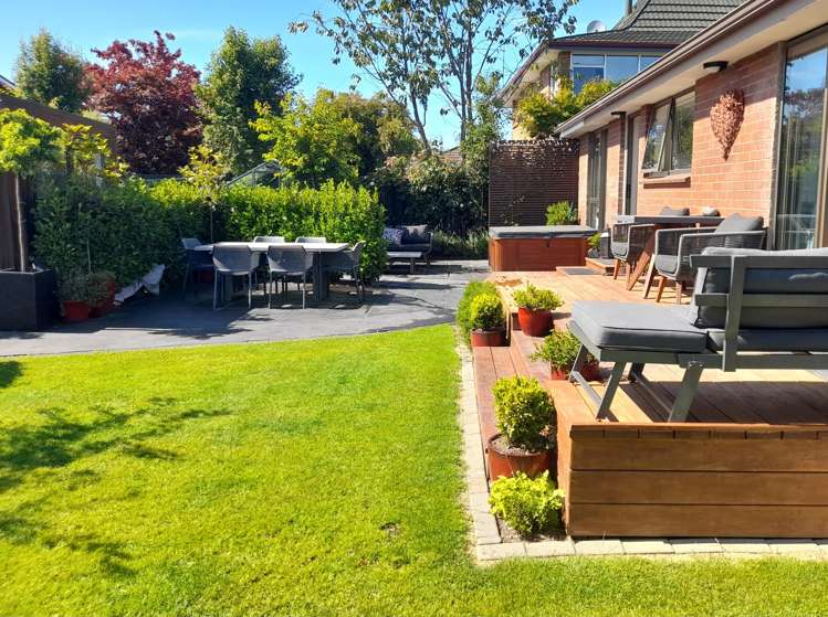 2 Kent Place Mosgiel_24