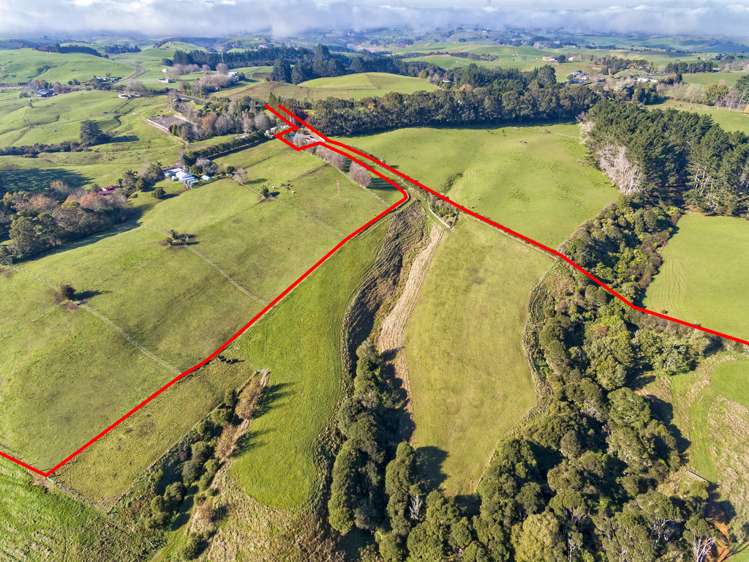 1338 Highway 22 Pukekawa_9