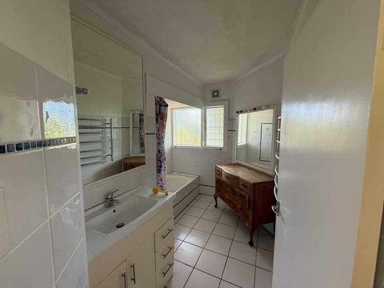 114 Arran Road Browns Bay_6