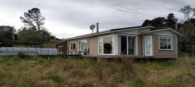 Ambient Rural Setting with Deck and Courtyard