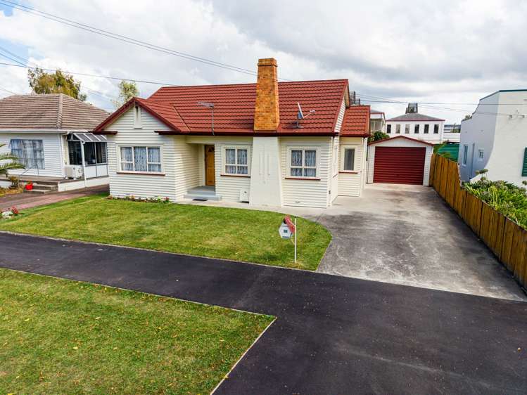 13 Bell Street Hamilton East_14