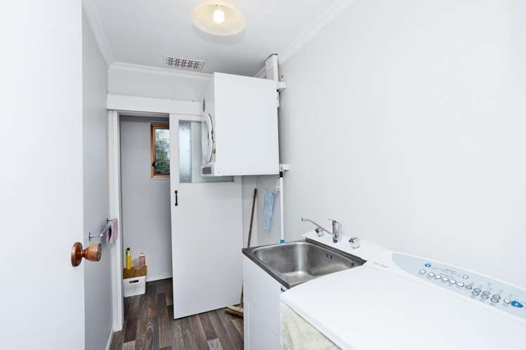 Room 2 Unit 3/172 Forth Street 10549_13