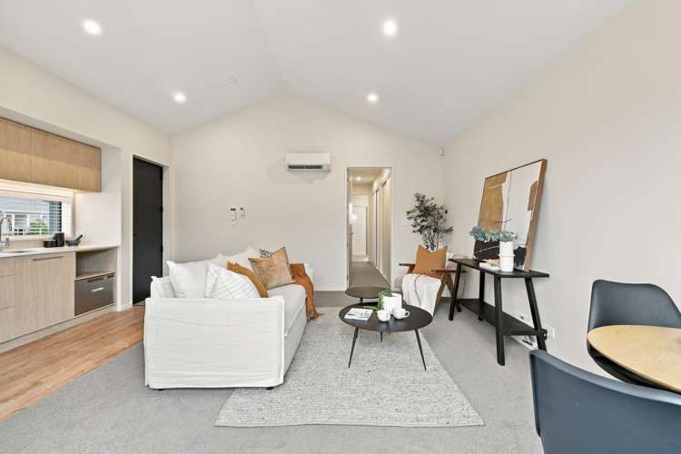 2 Evatt Street_5