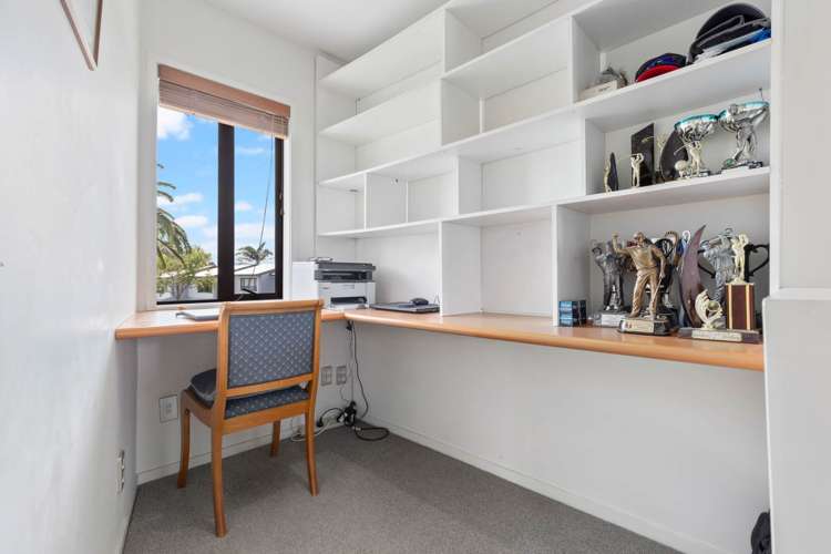 42/2 Armoy Drive East Tamaki_10