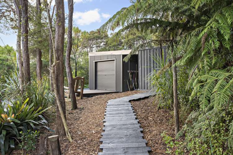 10 Bendalls Lane Oratia_24