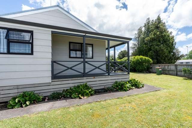 71A Kahikatea Drive Melville_1