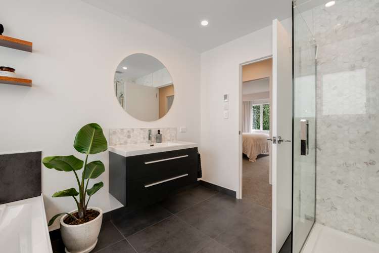 246a Centreway Road Orewa_20