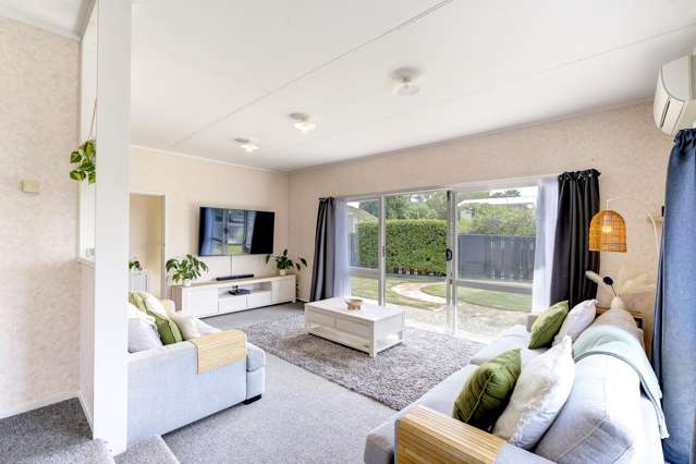 9 Glendale Drive Dinsdale_4