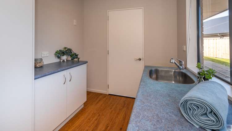 38 Coach Way Rolleston_13