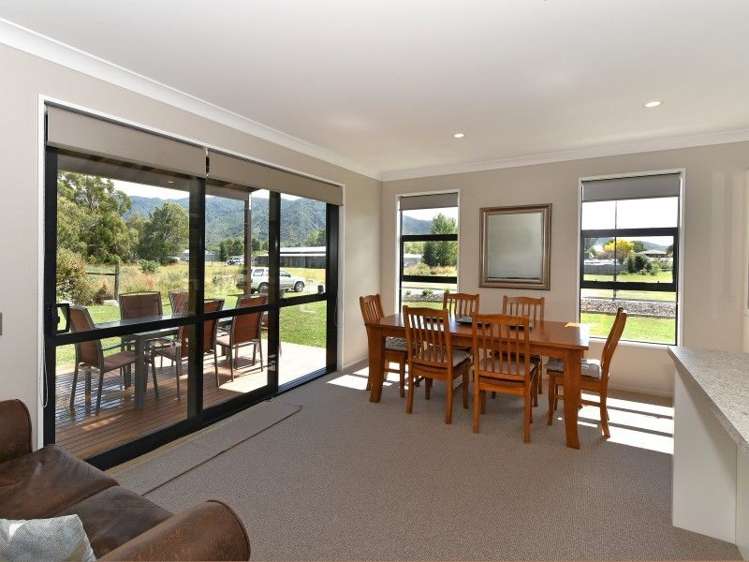 29 Newhaven Crescent Marahau_17