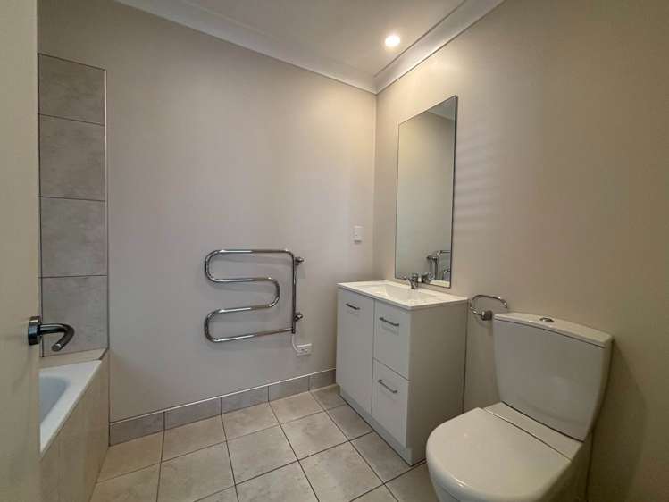 Pinecrest Drive Gulf Harbour_3