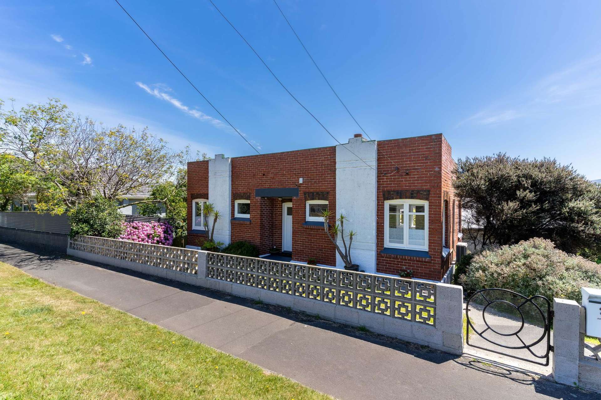 2 Victoria Road Tainui_0