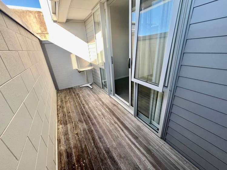 25M George Street Mt Eden_8