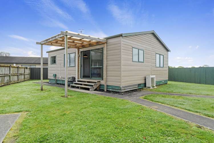 59a Saxbys Road Deanwell_2